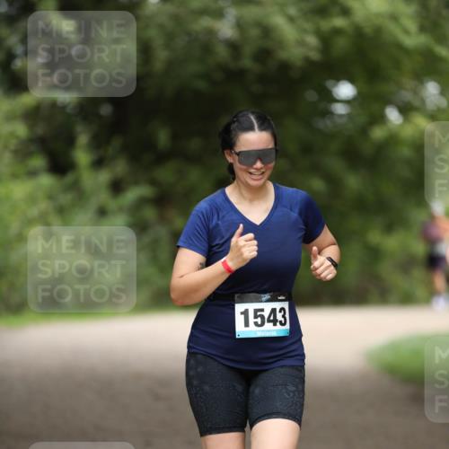 30.08.2026 - Elbe Triathlon Hamburg Antke Förster http://msf.ph/oto/10106474 30.08.2026 12:19:34 Laufen 1543 meine-sportfotos.de