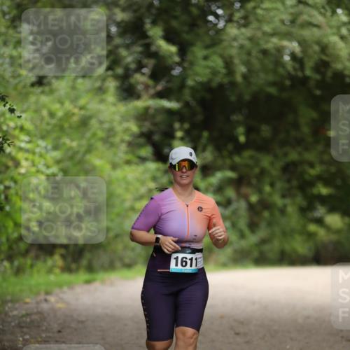 30.08.2026 - Elbe Triathlon Hamburg Antke Förster http://msf.ph/oto/10106486 30.08.2026 12:19:50 Laufen 1611 meine-sportfotos.de