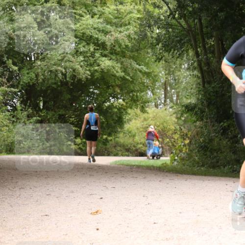 30.08.2026 - Elbe Triathlon Hamburg Antke Förster http://msf.ph/oto/10106507 30.08.2026 12:25:47 Laufen 1698, 1710 meine-sportfotos.de