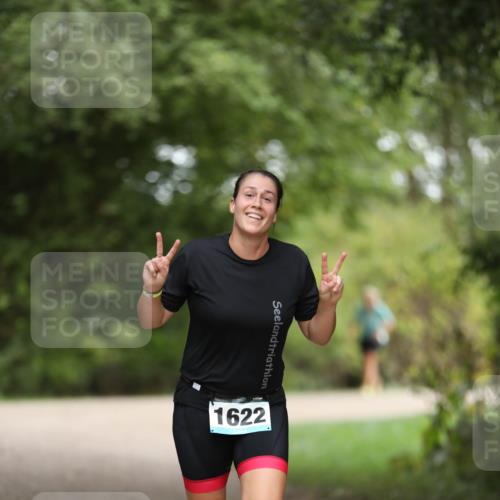 30.08.2026 - Elbe Triathlon Hamburg Antke Förster http://msf.ph/oto/10106542 30.08.2026 12:20:48 Laufen 1622, 6 meine-sportfotos.de