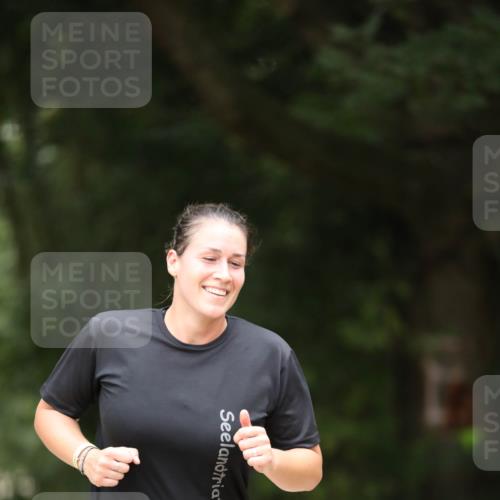 30.08.2026 - Elbe Triathlon Hamburg Antke Förster http://msf.ph/oto/10106550 30.08.2026 12:20:50 Laufen 1622 meine-sportfotos.de