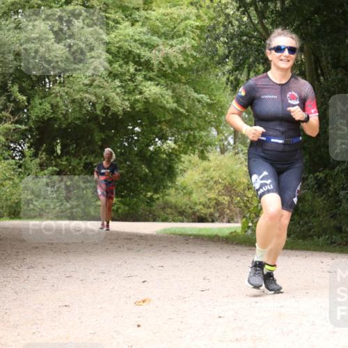 30.08.2026 - Elbe Triathlon Hamburg Antke Förster http://msf.ph/oto/10106553 30.08.2026 12:27:08 Laufen  meine-sportfotos.de