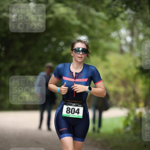 30.08.2026 - Elbe Triathlon Hamburg Antke Förster http://msf.ph/oto/10106568 30.08.2026 12:21:30 Laufen 3, 3, 804 meine-sportfotos.de