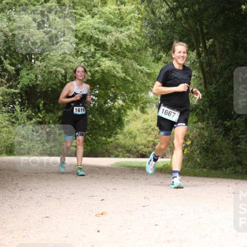 30.08.2026 - Elbe Triathlon Hamburg Antke Förster http://msf.ph/oto/10106577 30.08.2026 12:27:52 Laufen 1616, 1667, 23 meine-sportfotos.de