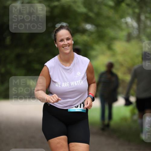 30.08.2026 - Elbe Triathlon Hamburg Antke Förster http://msf.ph/oto/10106580 30.08.2026 12:21:35 Laufen  meine-sportfotos.de