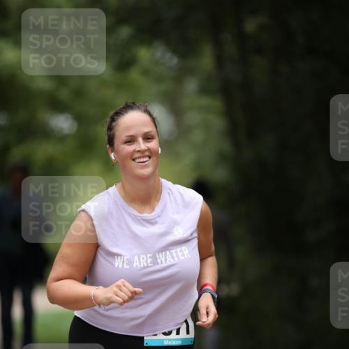 30.08.2026 - Elbe Triathlon Hamburg Antke Förster http://msf.ph/oto/10106582 30.08.2026 12:21:36 Laufen  meine-sportfotos.de