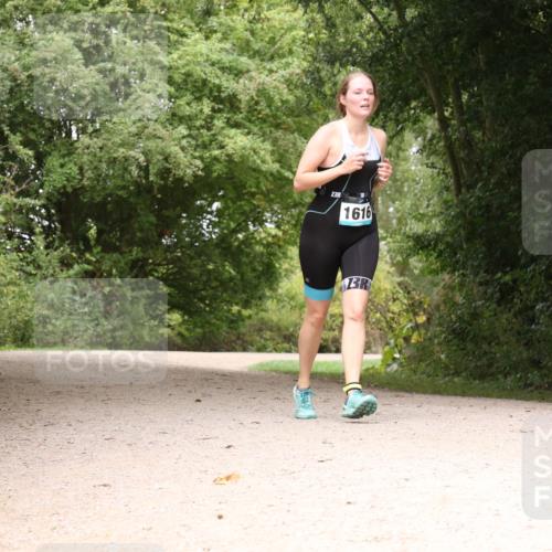 30.08.2026 - Elbe Triathlon Hamburg Antke Förster http://msf.ph/oto/10106583 30.08.2026 12:27:54 Laufen 3, 1616, 23 meine-sportfotos.de