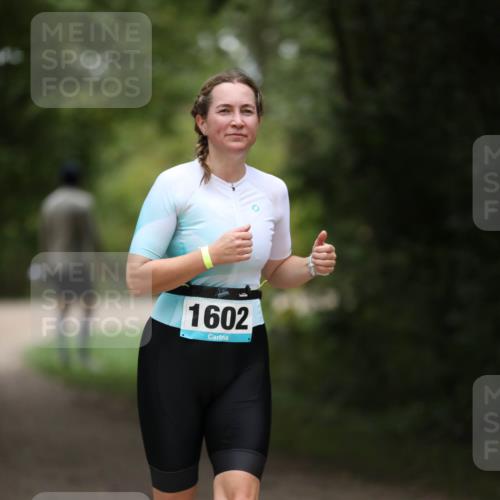 30.08.2026 - Elbe Triathlon Hamburg Antke Förster http://msf.ph/oto/10106594 30.08.2026 12:21:47 Laufen 1602 meine-sportfotos.de