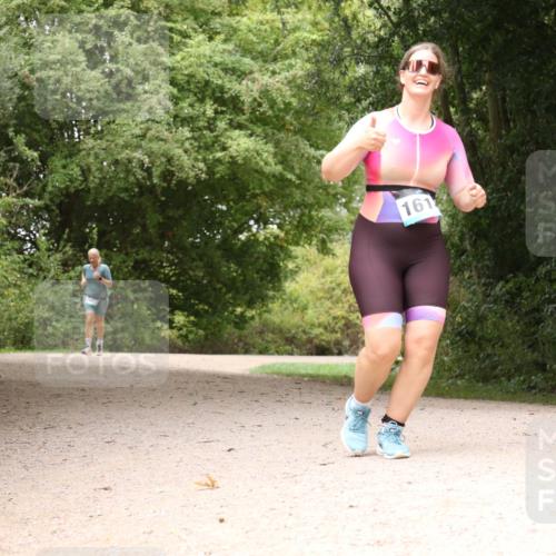 30.08.2026 - Elbe Triathlon Hamburg Antke Förster http://msf.ph/oto/10106601 30.08.2026 12:28:40 Laufen 161 meine-sportfotos.de