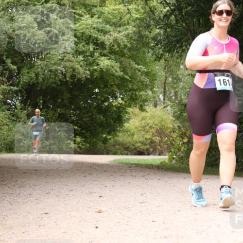 30.08.2026 - Elbe Triathlon Hamburg Antke Förster http://msf.ph/oto/10106603 30.08.2026 12:28:40 Laufen 1057, 161 meine-sportfotos.de