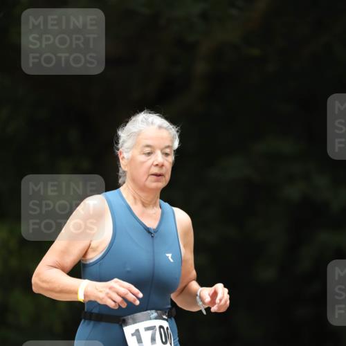 30.08.2026 - Elbe Triathlon Hamburg Antke Förster http://msf.ph/oto/10106608 30.08.2026 12:21:55 Laufen 1700 meine-sportfotos.de