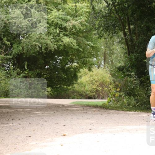 30.08.2026 - Elbe Triathlon Hamburg Antke Förster http://msf.ph/oto/10106613 30.08.2026 12:28:52 Laufen 1657 meine-sportfotos.de