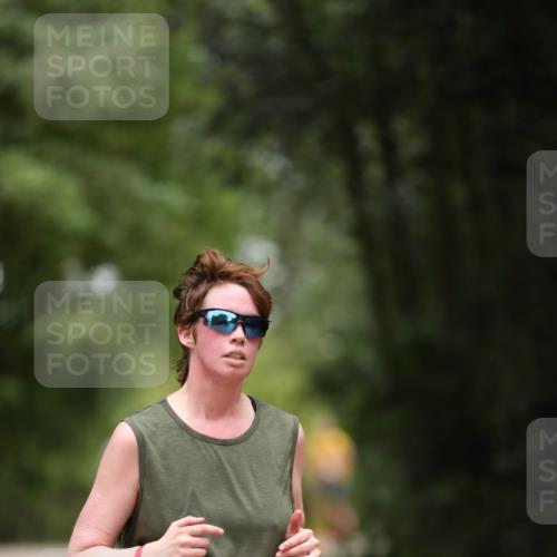 30.08.2026 - Elbe Triathlon Hamburg Antke Förster http://msf.ph/oto/10106632 30.08.2026 12:22:16 Laufen  meine-sportfotos.de