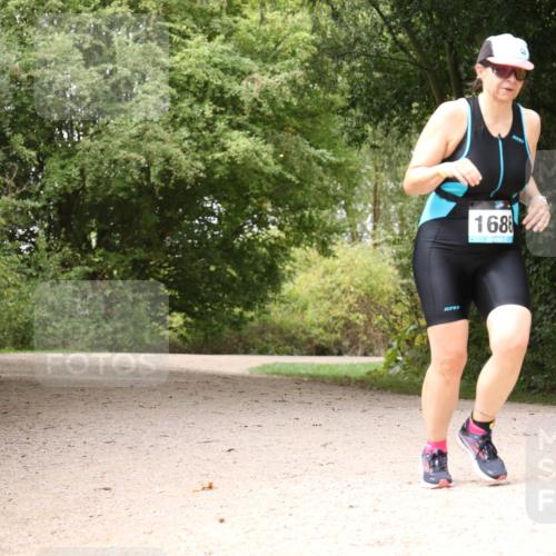 30.08.2026 - Elbe Triathlon Hamburg Antke Förster http://msf.ph/oto/10106645 30.08.2026 12:29:40 Laufen 168 meine-sportfotos.de