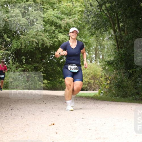 30.08.2026 - Elbe Triathlon Hamburg Antke Förster http://msf.ph/oto/10106655 30.08.2026 12:30:00 Laufen 1666 meine-sportfotos.de