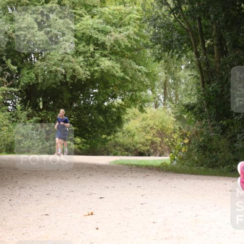 30.08.2026 - Elbe Triathlon Hamburg Antke Förster http://msf.ph/oto/10106677 30.08.2026 12:30:27 Laufen  meine-sportfotos.de