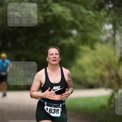 30.08.2026 - Elbe Triathlon Hamburg Antke Förster http://msf.ph/oto/10106690 30.08.2026 12:22:59 Laufen 1638 meine-sportfotos.de