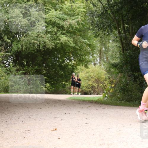 30.08.2026 - Elbe Triathlon Hamburg Antke Förster http://msf.ph/oto/10106699 30.08.2026 12:30:40 Laufen 159 meine-sportfotos.de
