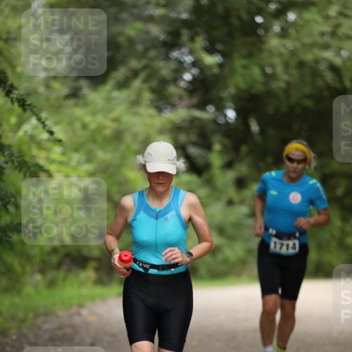 30.08.2026 - Elbe Triathlon Hamburg Antke Förster http://msf.ph/oto/10106700 30.08.2026 12:23:05 Laufen 1714 meine-sportfotos.de