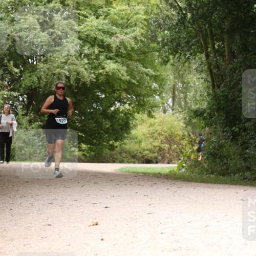 30.08.2026 - Elbe Triathlon Hamburg Antke Förster http://msf.ph/oto/10106727 30.08.2026 12:31:04 Laufen 1627 meine-sportfotos.de