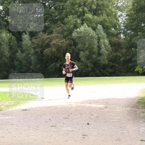30.08.2026 - Elbe Triathlon Hamburg Antke Förster http://msf.ph/oto/10106747 30.08.2026 12:33:18 Laufen 1746 meine-sportfotos.de