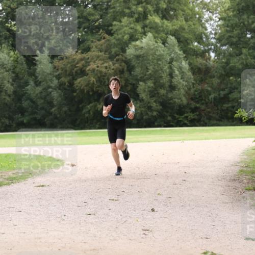 30.08.2026 - Elbe Triathlon Hamburg Antke Förster http://msf.ph/oto/10106751 30.08.2026 12:33:54 Laufen  meine-sportfotos.de