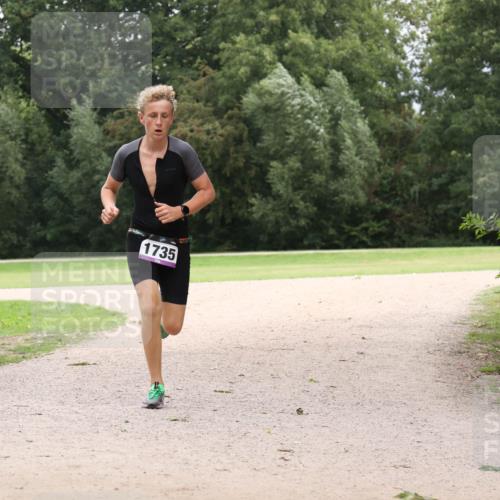 30.08.2026 - Elbe Triathlon Hamburg Antke Förster http://msf.ph/oto/10106765 30.08.2026 12:34:01 Laufen  meine-sportfotos.de