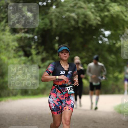 30.08.2026 - Elbe Triathlon Hamburg Antke Förster http://msf.ph/oto/10106778 30.08.2026 12:24:12 Laufen 165 meine-sportfotos.de