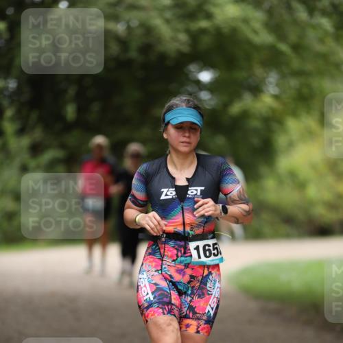 30.08.2026 - Elbe Triathlon Hamburg Antke Förster http://msf.ph/oto/10106780 30.08.2026 12:24:13 Laufen 165 meine-sportfotos.de
