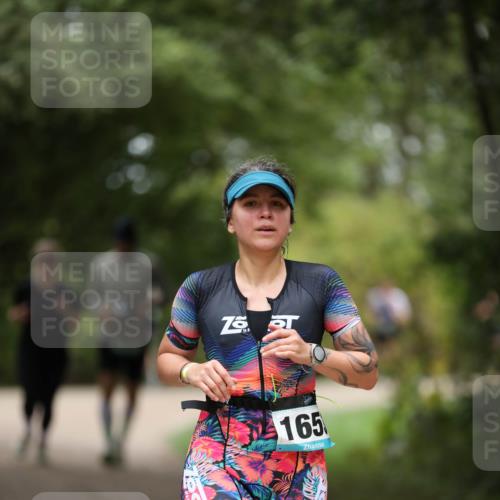 30.08.2026 - Elbe Triathlon Hamburg Antke Förster http://msf.ph/oto/10106782 30.08.2026 12:24:13 Laufen 165 meine-sportfotos.de