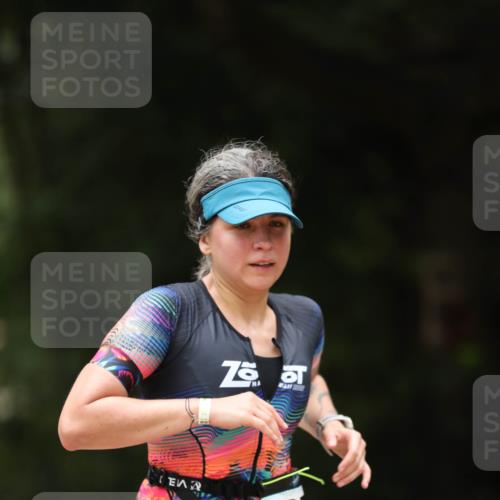 30.08.2026 - Elbe Triathlon Hamburg Antke Förster http://msf.ph/oto/10106786 30.08.2026 12:24:14 Laufen 7, 165 meine-sportfotos.de