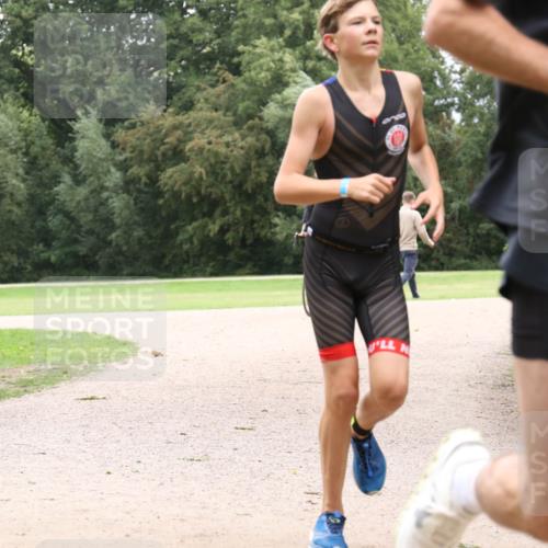 30.08.2026 - Elbe Triathlon Hamburg Antke Förster http://msf.ph/oto/10106799 30.08.2026 12:35:19 Laufen  meine-sportfotos.de