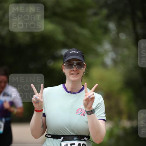 30.08.2026 - Elbe Triathlon Hamburg Antke Förster http://msf.ph/oto/10106810 30.08.2026 12:24:34 Laufen 1542 meine-sportfotos.de