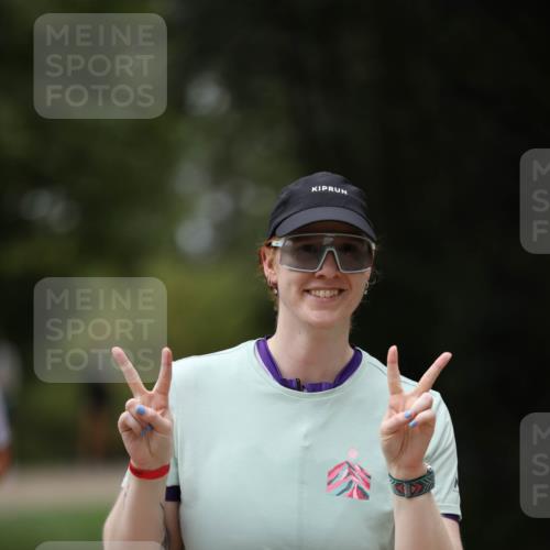 30.08.2026 - Elbe Triathlon Hamburg Antke Förster http://msf.ph/oto/10106814 30.08.2026 12:24:34 Laufen 1542 meine-sportfotos.de