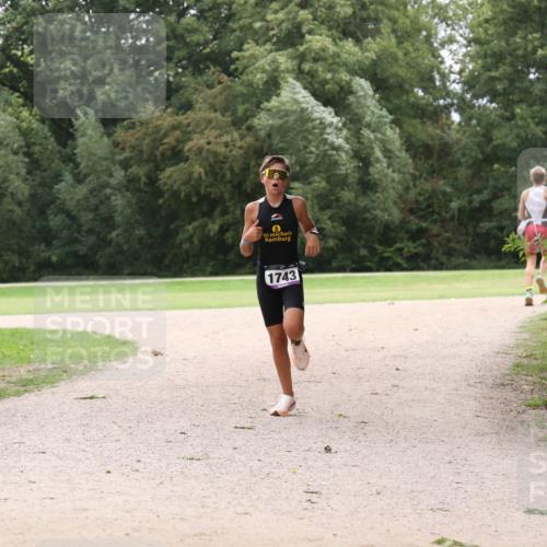 30.08.2026 - Elbe Triathlon Hamburg Antke Förster http://msf.ph/oto/10106815 30.08.2026 12:35:51 Laufen 1743 meine-sportfotos.de