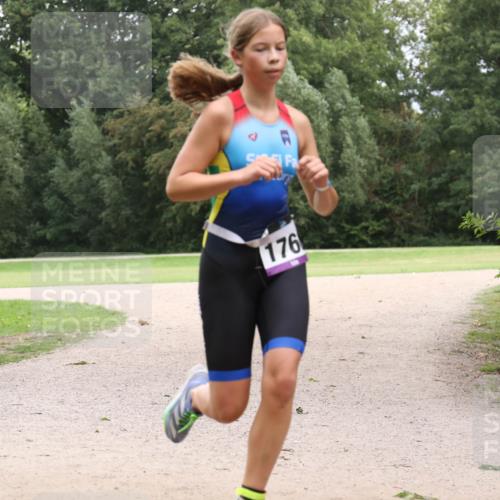 30.08.2026 - Elbe Triathlon Hamburg Antke Förster http://msf.ph/oto/10106865 30.08.2026 12:36:24 Laufen 176 meine-sportfotos.de