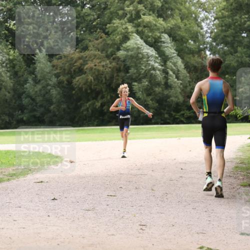 30.08.2026 - Elbe Triathlon Hamburg Antke Förster http://msf.ph/oto/10106897 30.08.2026 12:38:31 Laufen  meine-sportfotos.de