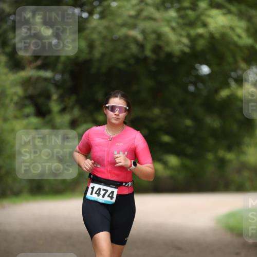 30.08.2026 - Elbe Triathlon Hamburg Antke Förster http://msf.ph/oto/10106920 30.08.2026 12:26:37 Laufen 1474 meine-sportfotos.de