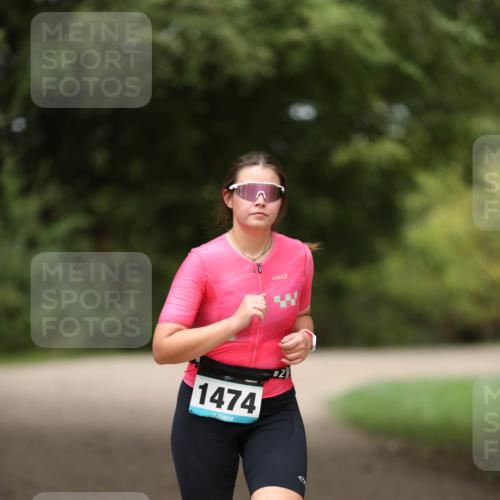 30.08.2026 - Elbe Triathlon Hamburg Antke Förster http://msf.ph/oto/10106922 30.08.2026 12:26:38 Laufen 1474, 2 meine-sportfotos.de