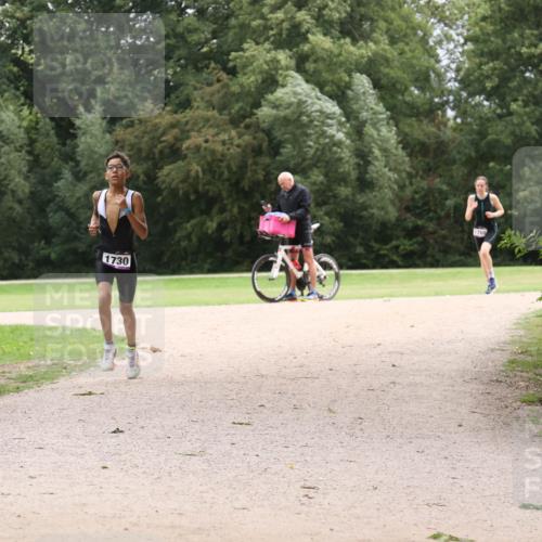 30.08.2026 - Elbe Triathlon Hamburg Antke Förster http://msf.ph/oto/10106929 30.08.2026 12:39:21 Laufen 1730, 1768 meine-sportfotos.de