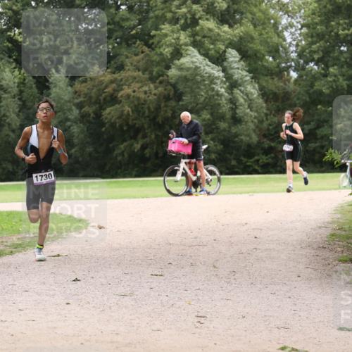 30.08.2026 - Elbe Triathlon Hamburg Antke Förster http://msf.ph/oto/10106931 30.08.2026 12:39:22 Laufen 1730, 1763 meine-sportfotos.de