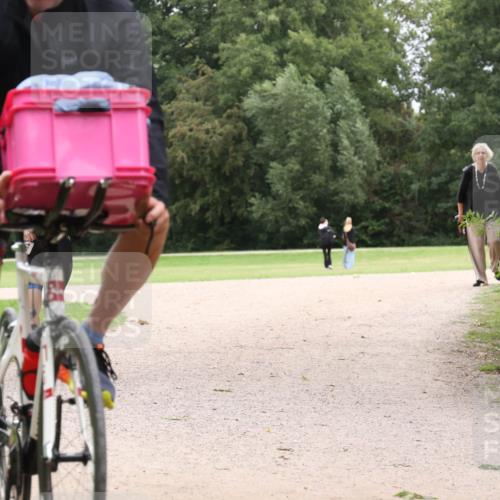 30.08.2026 - Elbe Triathlon Hamburg Antke Förster http://msf.ph/oto/10106989 30.08.2026 12:40:13 Laufen  meine-sportfotos.de
