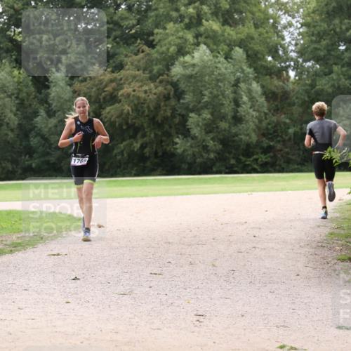 30.08.2026 - Elbe Triathlon Hamburg Antke Förster http://msf.ph/oto/10107003 30.08.2026 12:40:51 Laufen 1769 meine-sportfotos.de