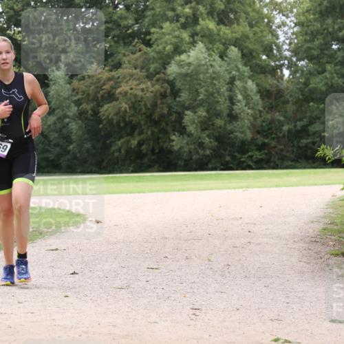 30.08.2026 - Elbe Triathlon Hamburg Antke Förster http://msf.ph/oto/10107009 30.08.2026 12:40:54 Laufen 1769 meine-sportfotos.de