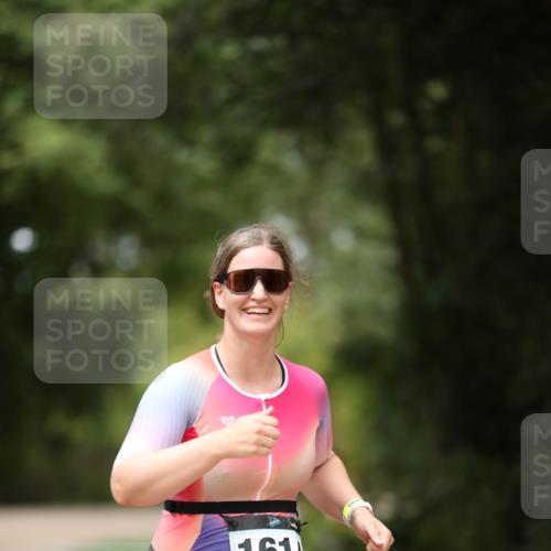 30.08.2026 - Elbe Triathlon Hamburg Antke Förster http://msf.ph/oto/10107010 30.08.2026 12:28:40 Laufen 161 meine-sportfotos.de