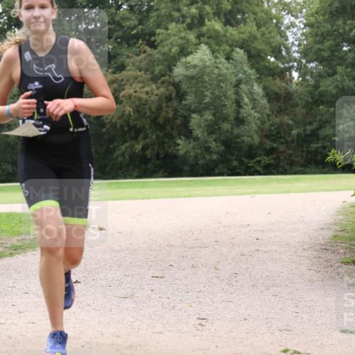30.08.2026 - Elbe Triathlon Hamburg Antke Förster http://msf.ph/oto/10107013 30.08.2026 12:40:56 Laufen  meine-sportfotos.de