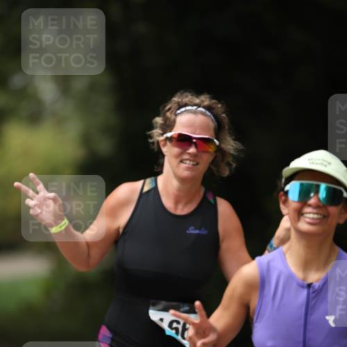 30.08.2026 - Elbe Triathlon Hamburg Antke Förster http://msf.ph/oto/10107042 30.08.2026 12:29:21 Laufen 110, 591 meine-sportfotos.de