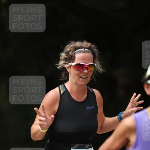 30.08.2026 - Elbe Triathlon Hamburg Antke Förster http://msf.ph/oto/10107044 30.08.2026 12:29:22 Laufen 1591 meine-sportfotos.de