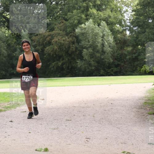 30.08.2026 - Elbe Triathlon Hamburg Antke Förster http://msf.ph/oto/10107051 30.08.2026 12:47:32 Laufen 14, 1770 meine-sportfotos.de