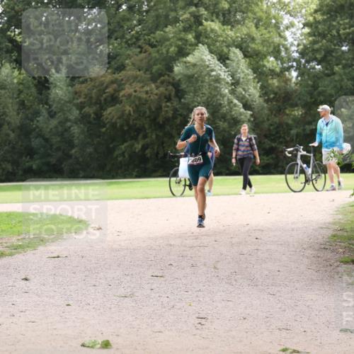 30.08.2026 - Elbe Triathlon Hamburg Antke Förster http://msf.ph/oto/10107063 30.08.2026 12:47:46 Laufen 809 meine-sportfotos.de